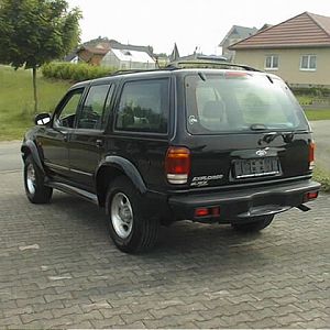 Explorer von hinten,so sehen ihn die meisten Allradler.