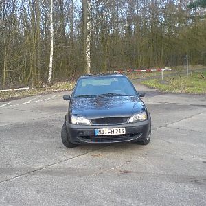 Meine Kleine Brummmöhre *gg*

Und was hab ich bislang gemacht???

Sportgrill (eigenbau)
Sportlufi
Sport ESD mit 80mm Rund
Schwarze Scheinwerfer