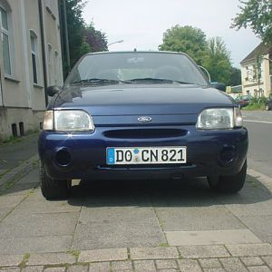 Futura Front mit ohne Zusatzscheinwerfer dafür mit Gitter