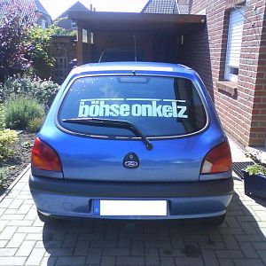 Böhse Onkelz... Das war das erste was kam...
