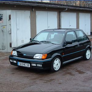 XR2i 1.6 8V 104PS