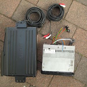 Radio + Kabel für Einbau