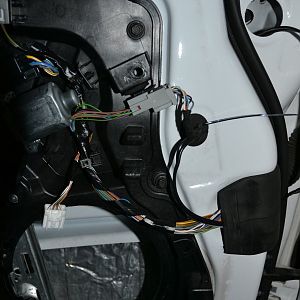 Kabel parallel zum Spiegelkabel