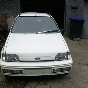 schwarze frontscheinwerfer