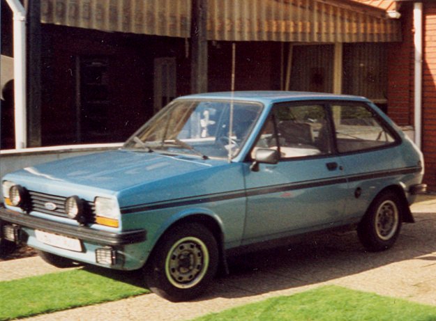1.1 S Baujahr 1979. Gekauft 1985, km-Stand 64000 km, verkauft/verschrottet 1995, km Stand 298000 km (1. Motor)