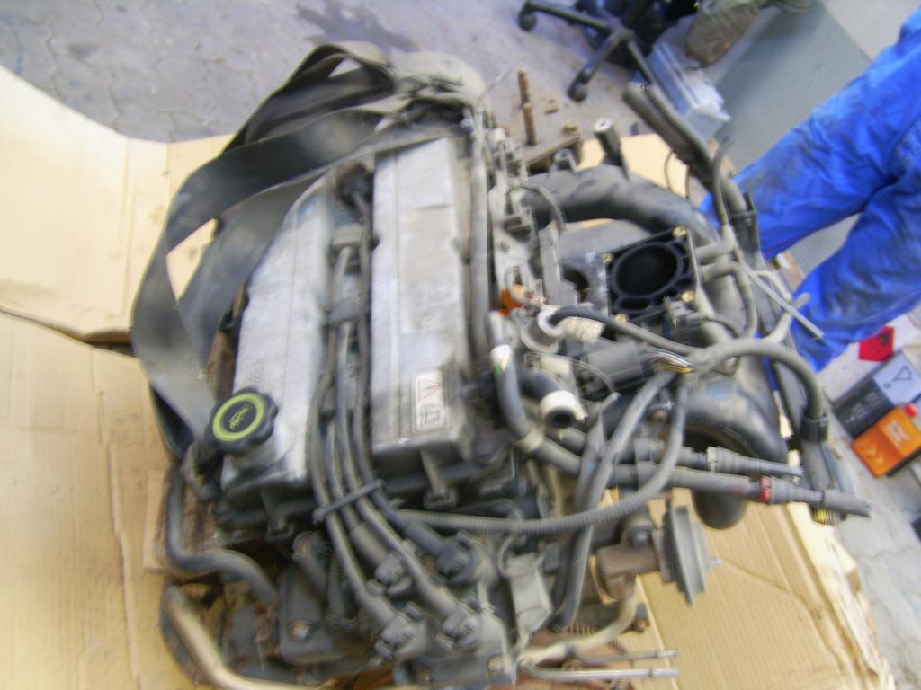 2 Liter Zetec ausm Mondeo, 120€ bei ebay