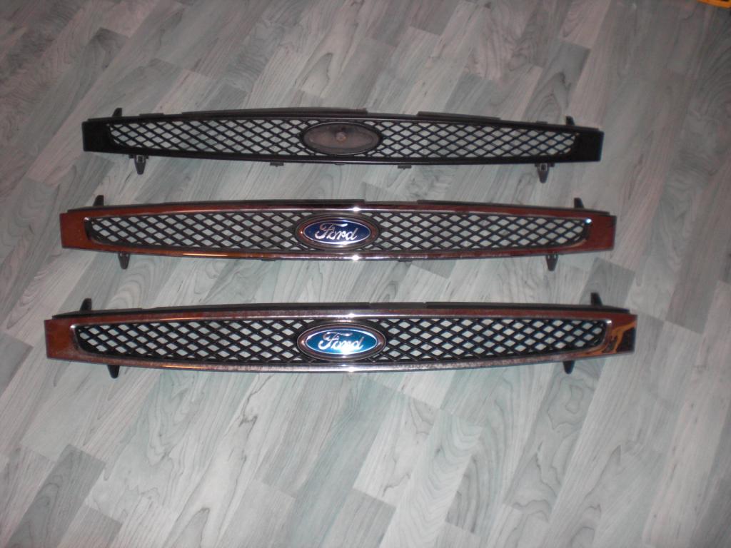 ALLE TEILE SIND FÜR VFL BIS 2005
oberster Grill: 
original Ford schwarz Kunstoff, ohne Emblem, Note 1 *20€ inkl Versand*
mittlerer Grill:
original