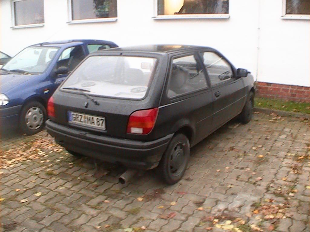 die komplette Auspuffanlage war verbogen und rausgerissen