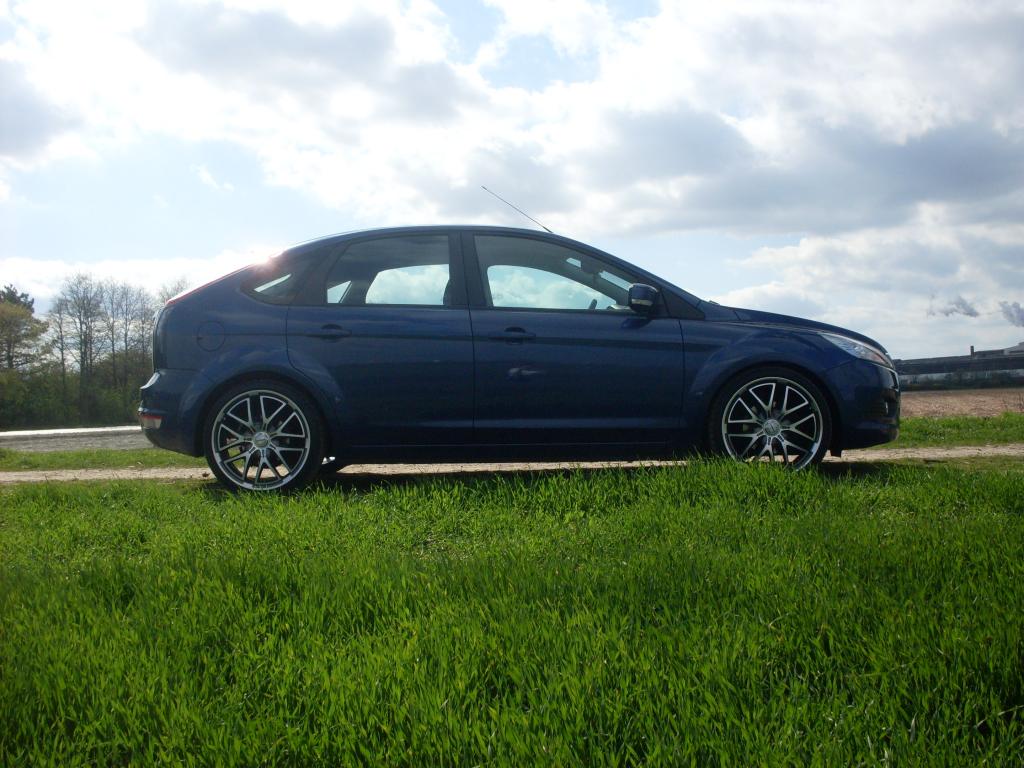 Focus Blue Motion mit 8,5x19 et45 / 225/35/19