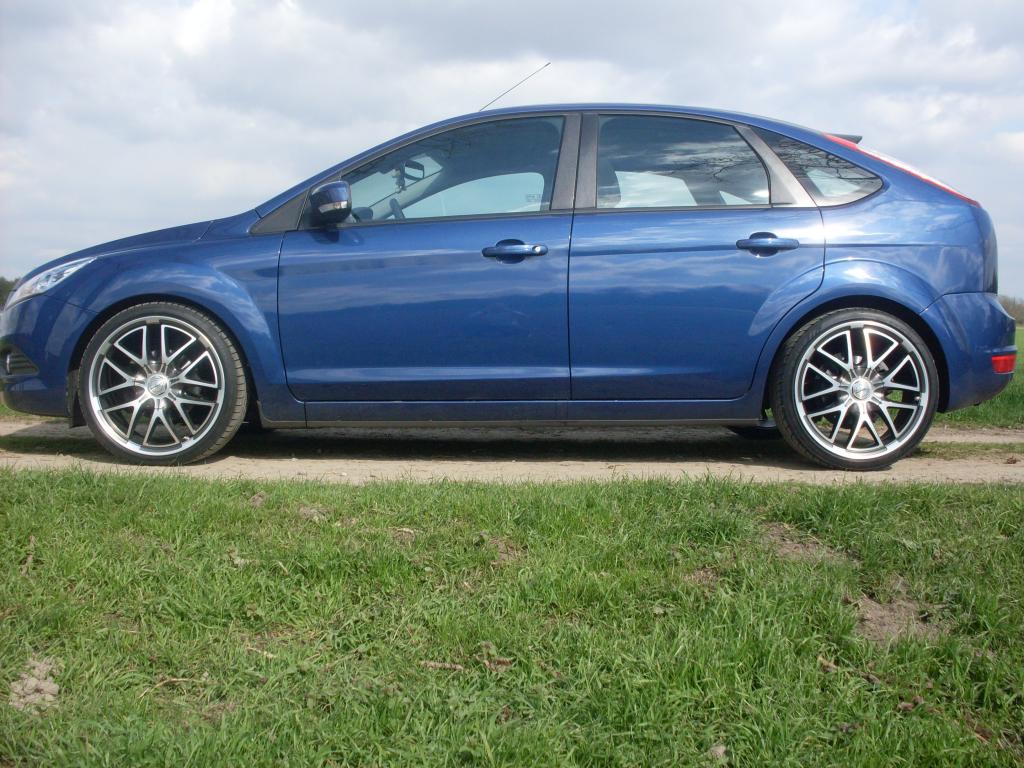 Focus Blue Motion mit 8,5x19 et45 / 225/35/19