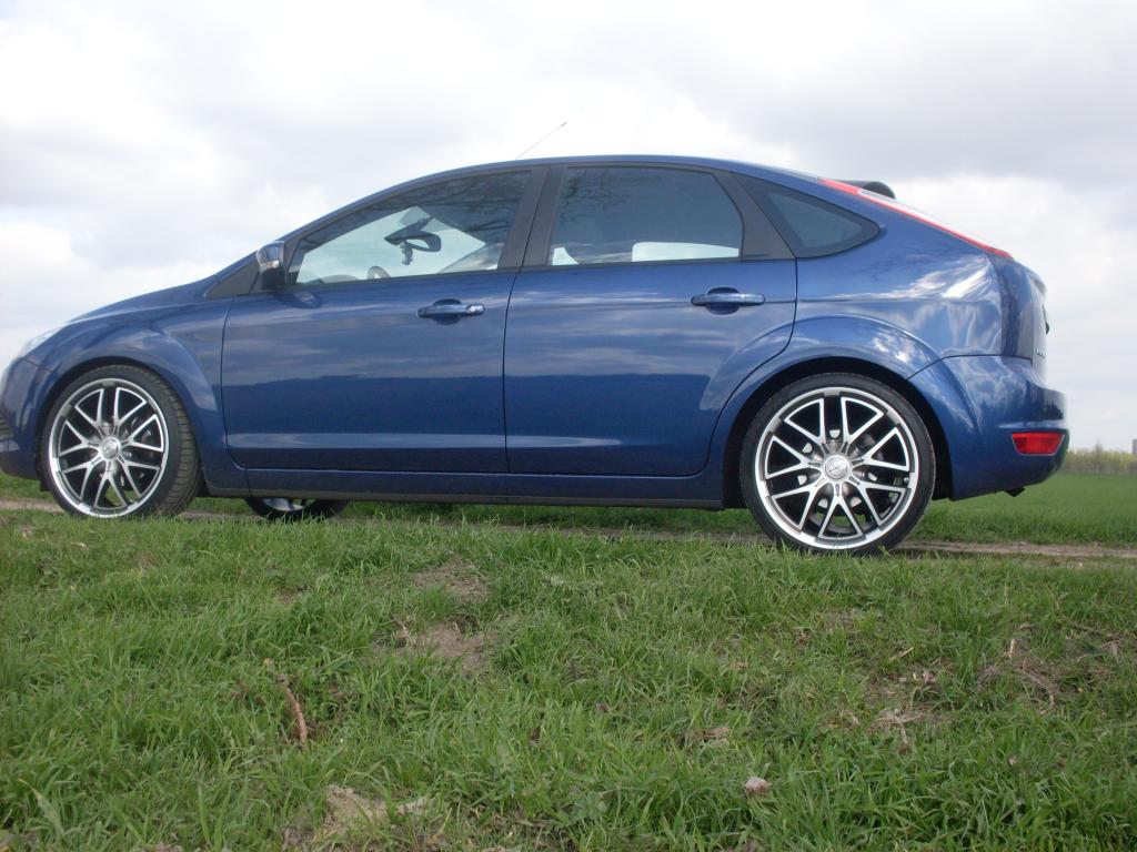 Focus Blue Motion mit 8,5x19 et45 / 225/35/19