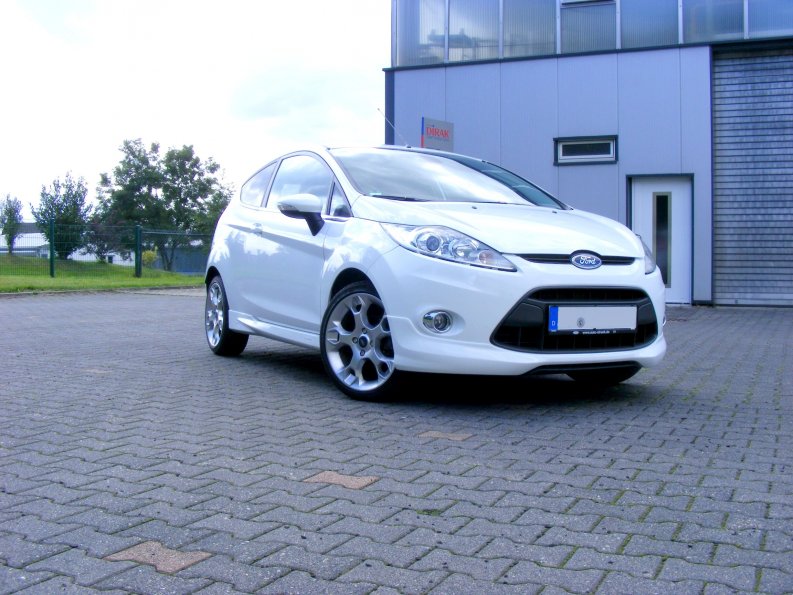 Ford Fiesta Sport 001.1