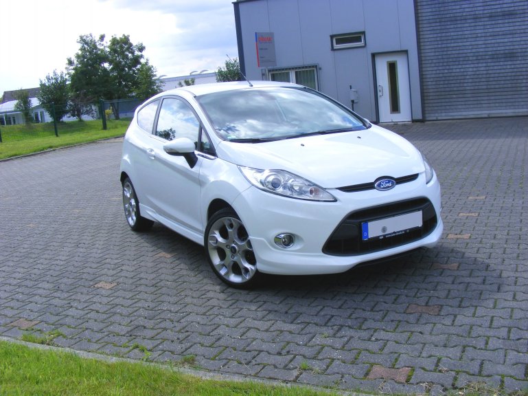 Ford Fiesta Sport 004.1