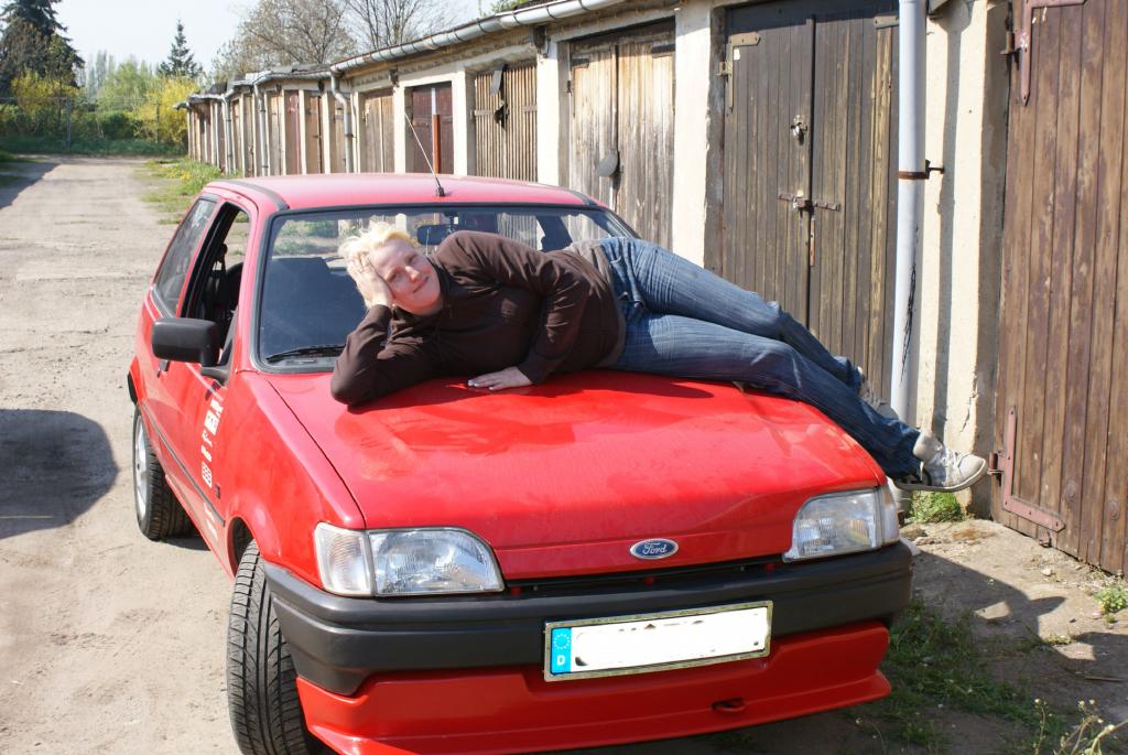 Frontschürze vom RS
Neu Lackiert