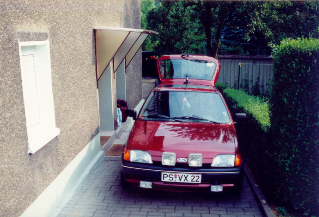 Mein erster Fiesta... den meine Frau mitbrachte. Davor hatte sie schon zwei andere.
Fiesta 1.4l