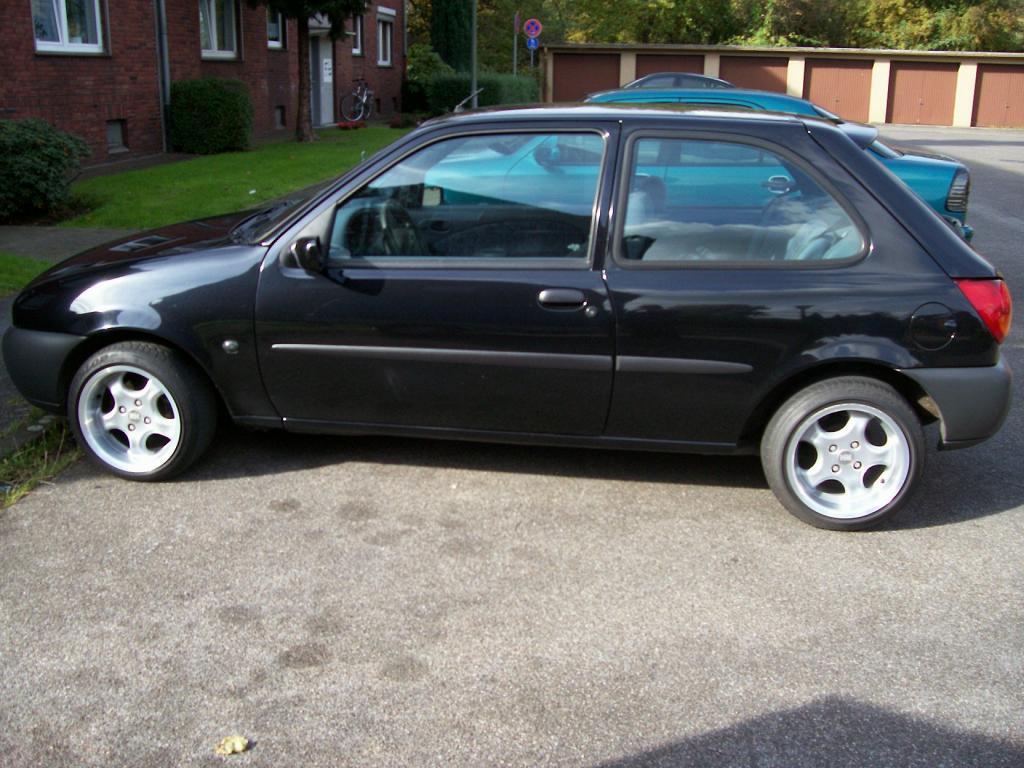 Mein kleiner Jeep (noch)... mit schwarzen Seitenblinkern