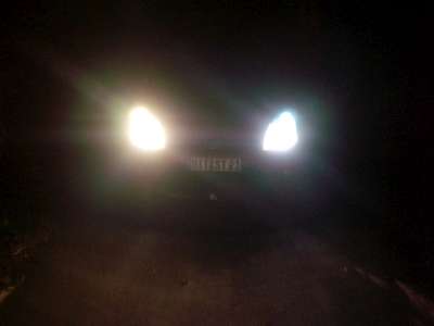 Rechts Mtech SuperWhite
Links Philips Vision Plus