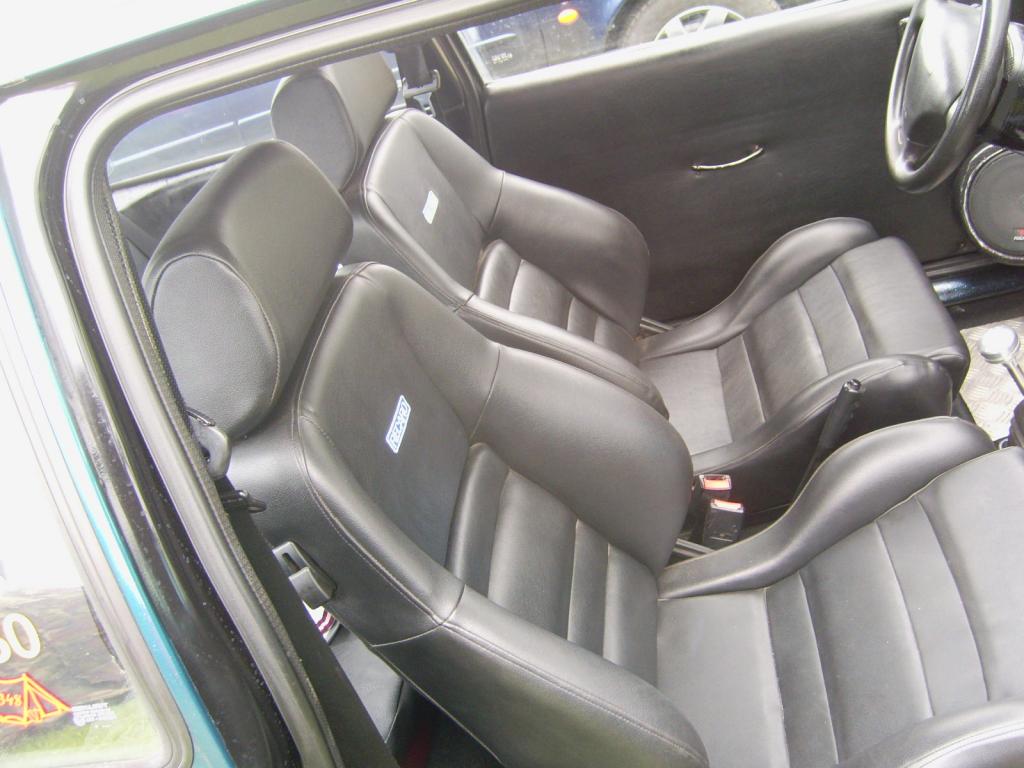 RS2000 Recaros neu bezogen