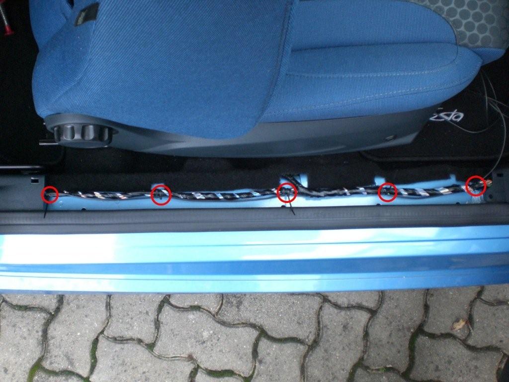 Sockelleiste Beifahrerseite