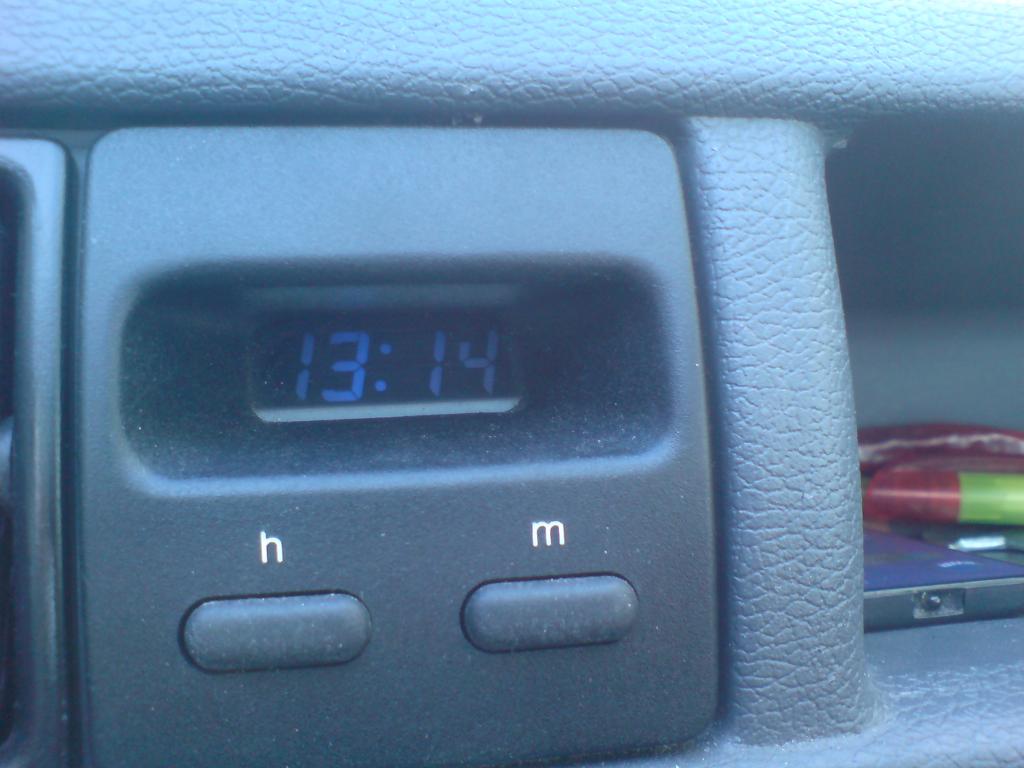 uhr :_)
